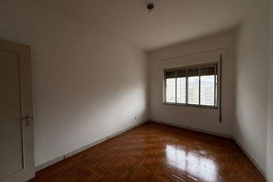 Apartamento para alugar com 3 quartos, 130m² em República, São Paulo