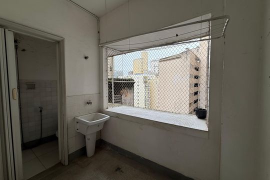 Apartamento para alugar com 3 quartos, 130m² em República, São Paulo