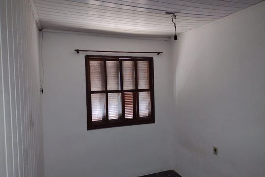 Quarto 2 de casa para alugar com 2 quartos, 132m² em Jardim do Salso, Porto Alegre