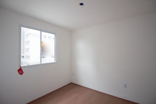 Quarto 2 de apartamento para alugar com 2 quartos, 43m² em Jardim Alvorada, Contagem