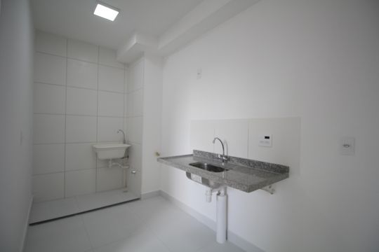 Cozinha de apartamento para alugar com 2 quartos, 35m² em Vila Andrade, São Paulo