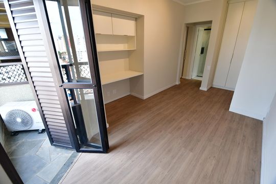 Suíte de apartamento à venda com 1 quarto, 60m² em Cambuí, Campinas