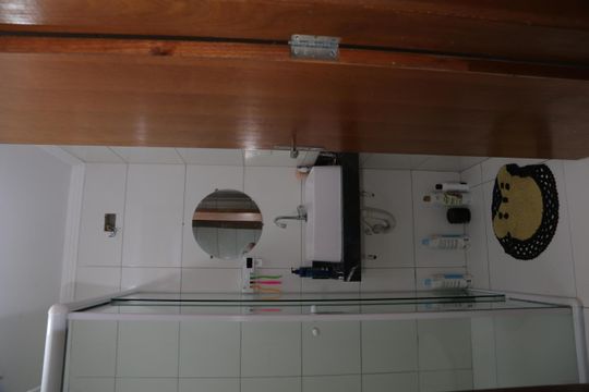Banheiro de casa de condomínio à venda com 2 quartos, 42m² em Jardim Lideranca, São Paulo