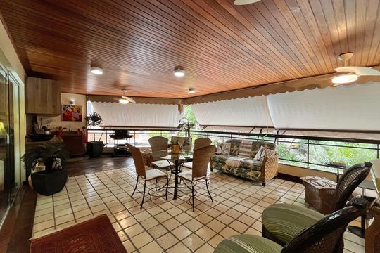 Apartamento à venda com 4 quartos, 220m² em Barra da Tijuca, Rio de Janeiro
