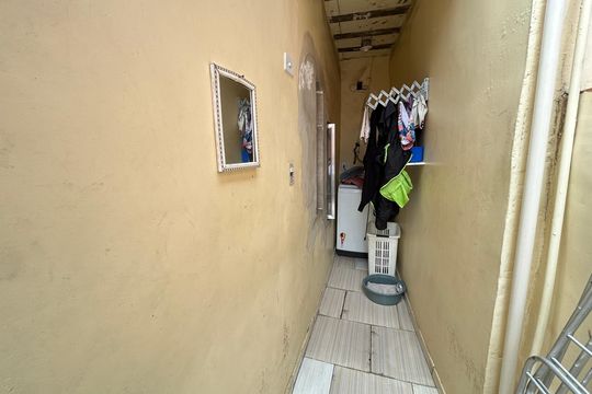 Casa à venda com 2 quartos, 50m² em Realengo, Rio de Janeiro