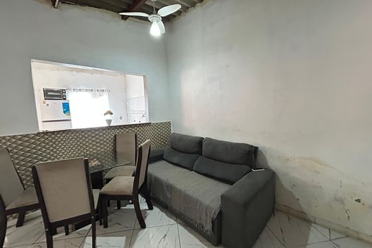 Casa à venda com 2 quartos, 50m² em Realengo, Rio de Janeiro