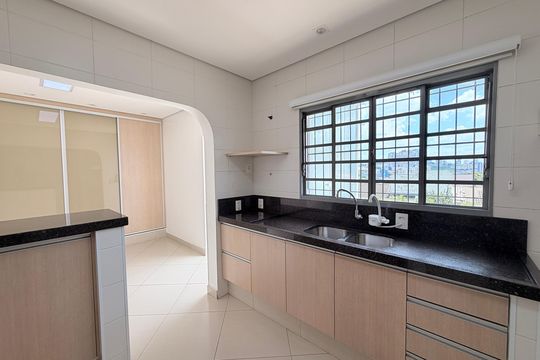 Cozinha de casa à venda com 4 quartos, 325m² em Vila Arens/vila Progresso, Jundiaí