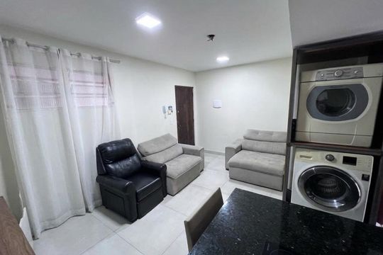 Sala de apartamento à venda com 1 quarto, 74m² em SH Grande Colorado, Brasília