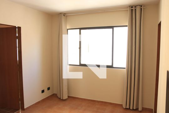 Apartamento para alugar com 1 quarto, 40m² em Centro, Goiânia
