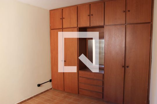 Suíte de apartamento para alugar com 1 quarto, 40m² em Centro, Goiânia