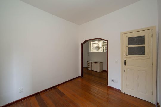 Apartamento à venda com 3 quartos, 90m² em Centro, Belo Horizonte