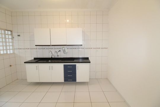 Cozinha de casa para alugar com 3 quartos, 250m² em Jardim Satélite, São José dos Campos