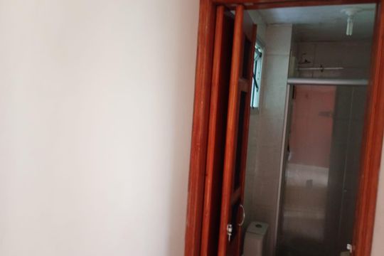 Banheiro de apartamento à venda com 2 quartos, 47m² em Jardim Arco-Iris, Diadema