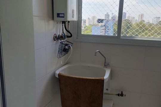 Área de serviço de apartamento para alugar com 1 quarto, 54m² em Umuarama, Osasco
