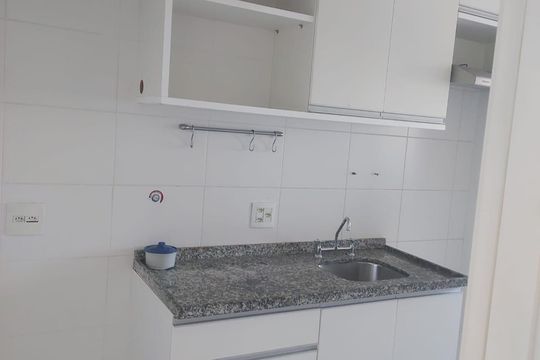 Cozinha de apartamento para alugar com 1 quarto, 54m² em Umuarama, Osasco