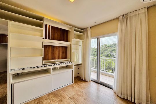 Apartamento para alugar com 1 quarto, 49m² em Centro Empresarial Tamboré, Santana de Parnaíba