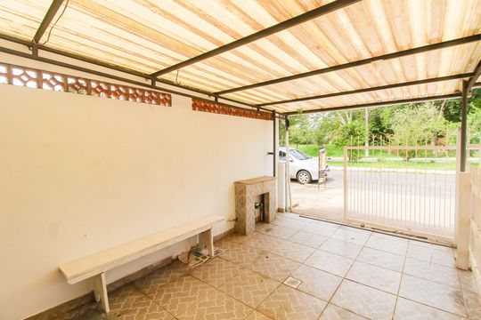 Área externa de casa para alugar com 2 quartos, 50m² em São José, Canoas