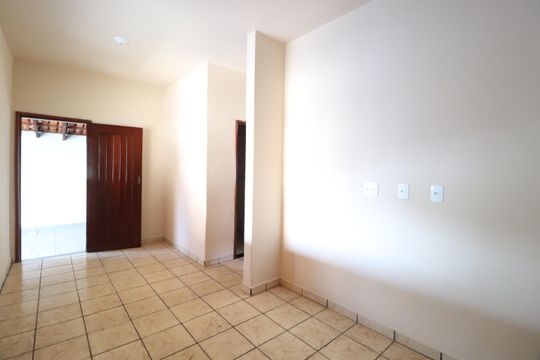 Sala de casa para alugar com 2 quartos, 130m² em São Jorge, Uberlândia