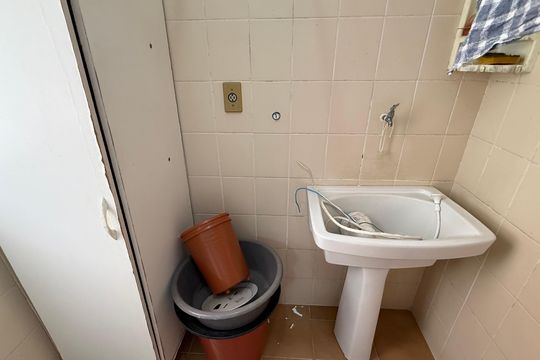 Área de Serviço de apartamento para alugar com 3 quartos, 92m² em Parque Enseada, Guarujá