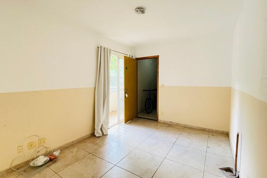 Apartamento para alugar com 2 quartos, 39m² em Jardim Isis, Cotia