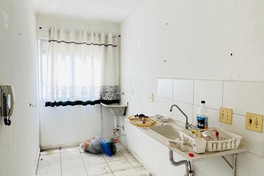 Cozinha de apartamento para alugar com 2 quartos, 39m² em Jardim Isis, Cotia
