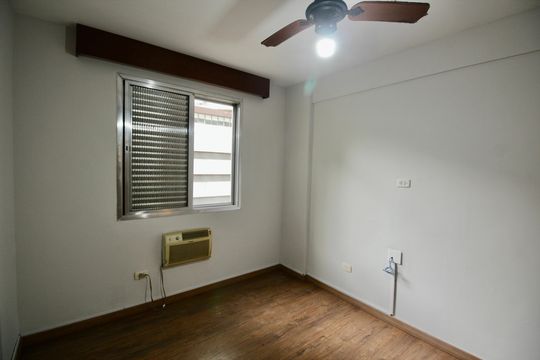 Quarto 1 de apartamento para alugar com 2 quartos, 89m² em José Menino, Santos