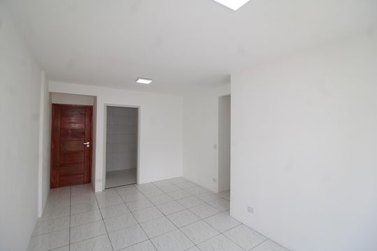 Sala de apartamento para alugar com 3 quartos, 75m² em Santana, São Paulo
