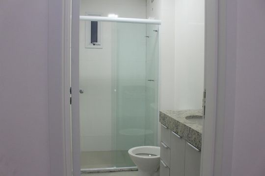 Banheiro de apartamento para alugar com 1 quarto, 47m² em Nova Gerti, São Caetano do Sul