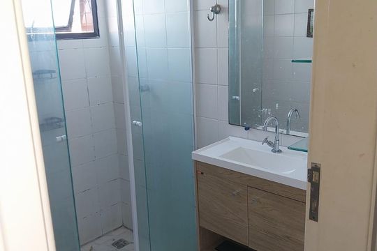 Banheiro de apartamento para alugar com 2 quartos, 75m² em Santa Rosa, Vinhedo