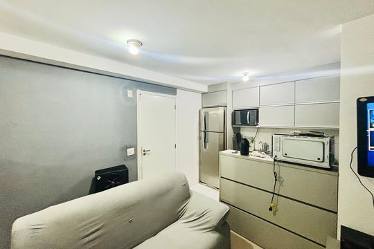 Sala de apartamento para alugar com 2 quartos, 42m² em Jardim Helian, São Paulo