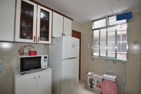 Cozinha e Área de Serviço de apartamento à venda com 2 quartos, 49m² em Vila Valqueire, Rio de Janeiro