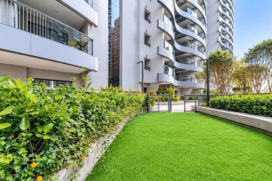 Área externa de apartamento à venda com 2 quartos, 66m² em Jardim das Acacias, São Paulo