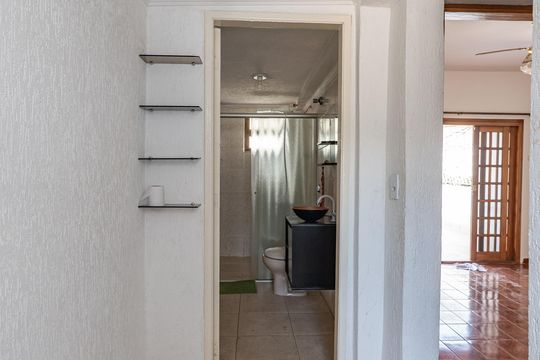Quarto 2 de casa para alugar com 2 quartos, 90m² em Vila Brasilina, São Paulo