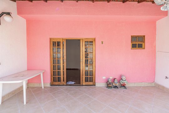 Varanda Quarto 1 de casa para alugar com 2 quartos, 90m² em Vila Brasilina, São Paulo