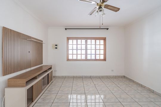Sala de casa para alugar com 2 quartos, 90m² em Vila Brasilina, São Paulo