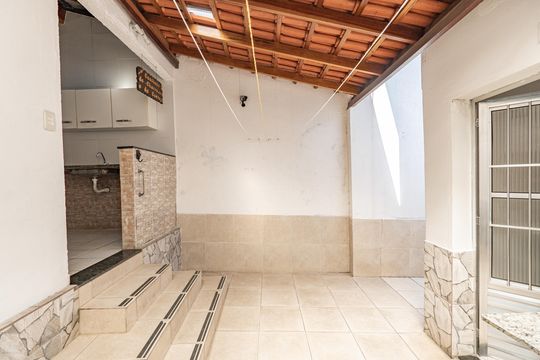 Quintal de casa para alugar com 2 quartos, 90m² em Vila Brasilina, São Paulo