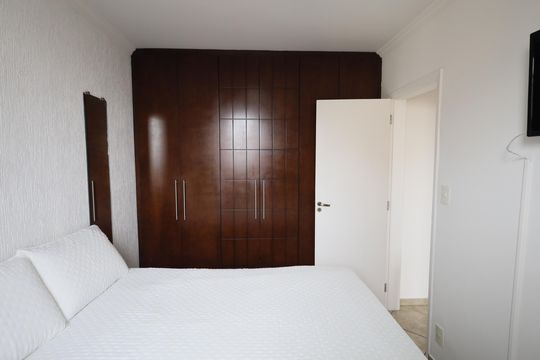 Quarto 1 de apartamento à venda com 2 quartos, 55m² em Jardim Roberto, Osasco