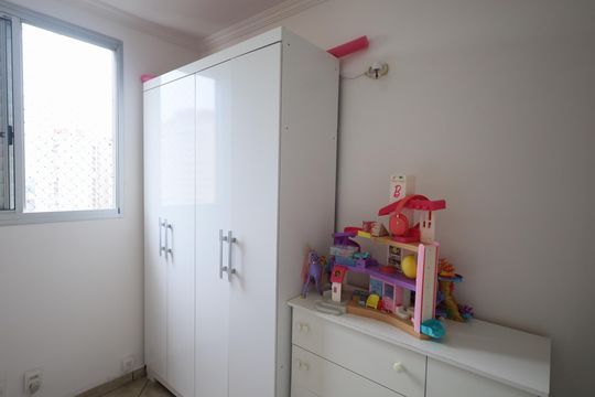 Quarto 2 de apartamento à venda com 2 quartos, 55m² em Jardim Roberto, Osasco