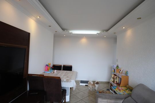 Sala de apartamento à venda com 2 quartos, 55m² em Jardim Roberto, Osasco