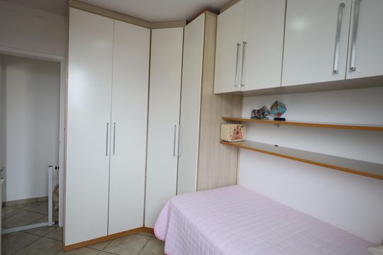 Quarto 2 de apartamento à venda com 2 quartos, 55m² em Jardim Roberto, Osasco