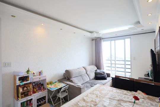 Apartamento à venda com 2 quartos, 55m² em Jardim Roberto, Osasco