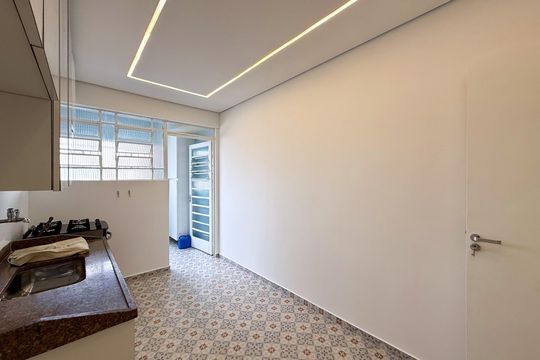 Cozinha de apartamento para alugar com 2 quartos, 118m² em Vila Palmeiras, São Paulo