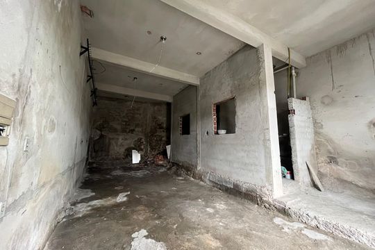 Garagem de casa à venda com 3 quartos, 305m² em Vila Yara, São Paulo