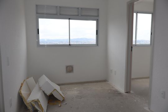 Apartamento à venda com 2 quartos, 40m² em Fazenda da Juta, São Paulo