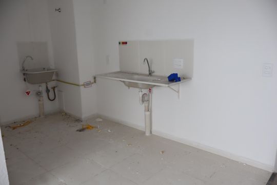 Cozinha e Área de Serviço de apartamento à venda com 2 quartos, 40m² em Fazenda da Juta, São Paulo