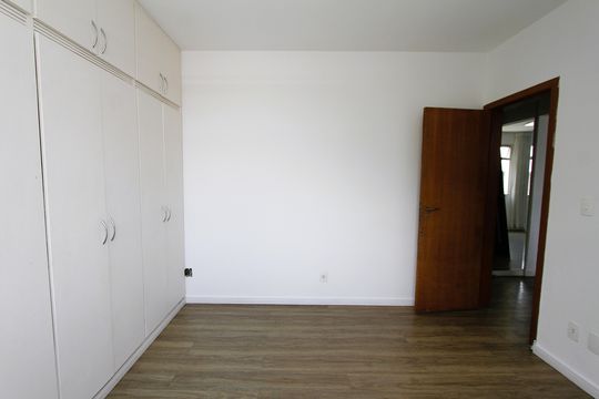 Quarto 2 de apartamento para alugar com 2 quartos, 200m² em Luxemburgo, Belo Horizonte
