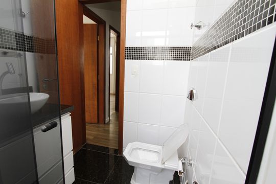 Banheiro Social de apartamento para alugar com 2 quartos, 200m² em Luxemburgo, Belo Horizonte
