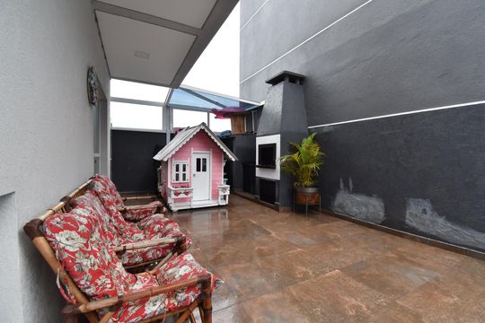 Garagem de casa de condomínio à venda com 3 quartos, 89m² em Xaxim, Curitiba