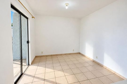 Sala de casa para alugar com 2 quartos, 80m² em Campeche Central, Florianópolis