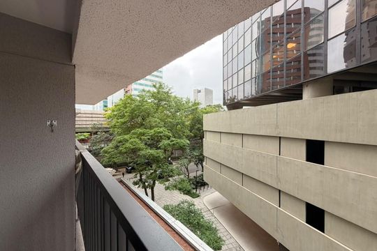 Varanda de apartamento à venda com 1 quarto, 28m² em Pinheiros, São Paulo